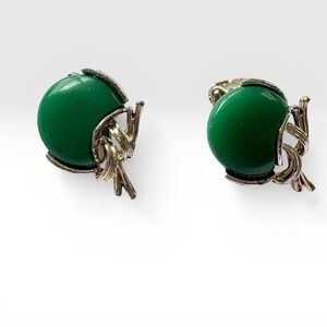 Vintage Green Cabochon Clip On Earrings Gold Tone Statement Retro Chunky